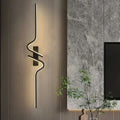 Premium Linear Aluminum Wall Sconce Talvorn – Hero Shot