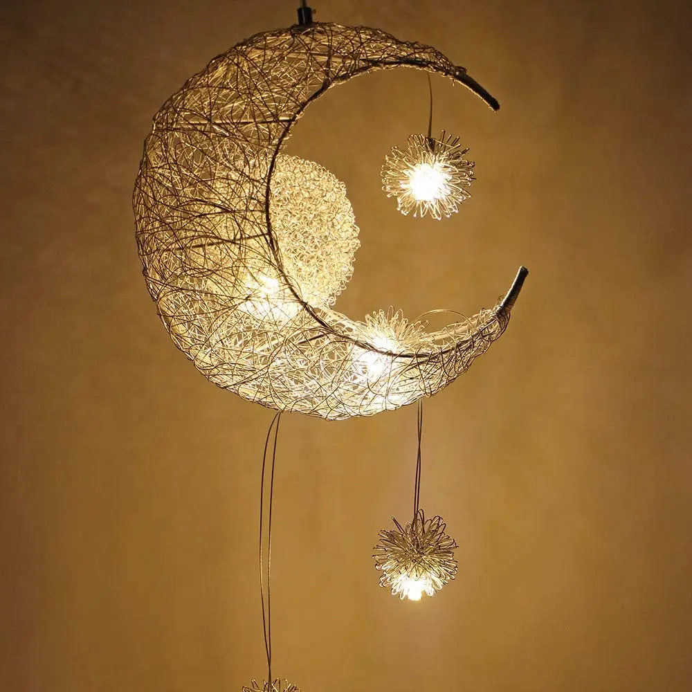 Csaelinth Illuminated – Warm White Detail