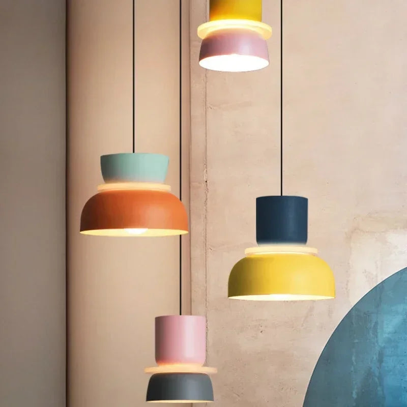 Ttaeloria pendant light — scene 3