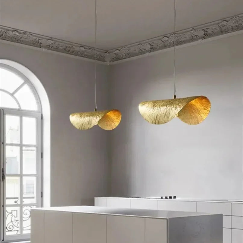 Hammered Gold Metal Pendant Light Aelindor – Product Detail 5