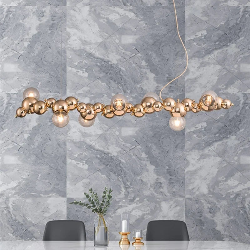 Sculptural Metal Bubble Chandelier – Lumivorn – Gold, Lifestyle Marble Dining Room