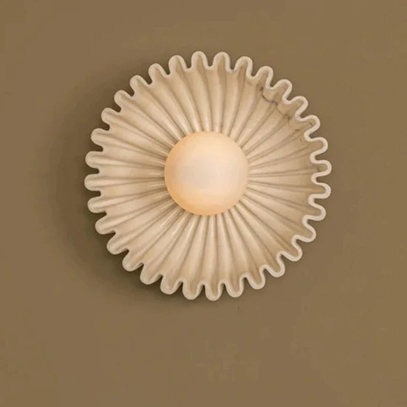Sunburst Ridged Disc Wall Light – Hevorn – White ceramic, lit detail