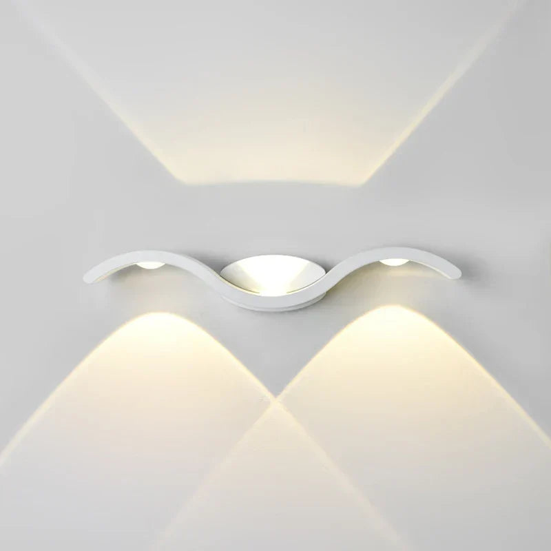 Sculptural Wave Aluminum Wall Sconce Thelvion – Product Detail 9