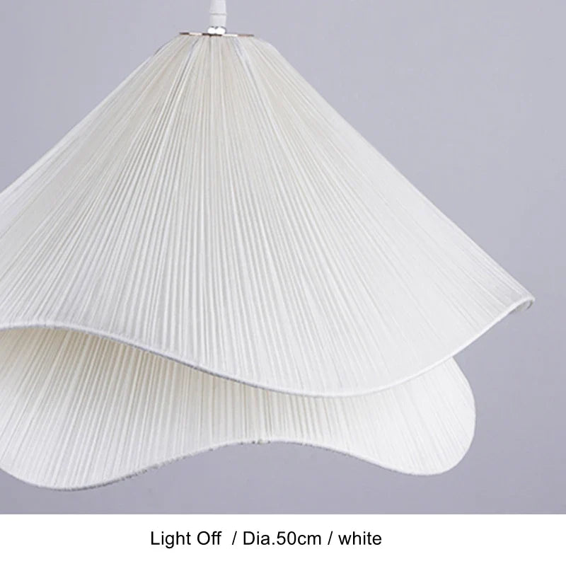 Lwaeloria pendant light — scene 3