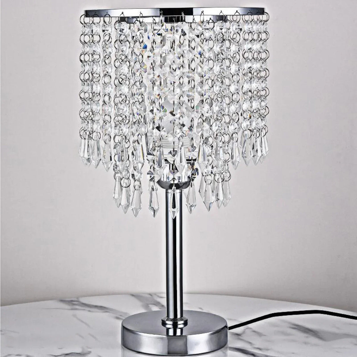 Cavelox table lamp against a plain wall