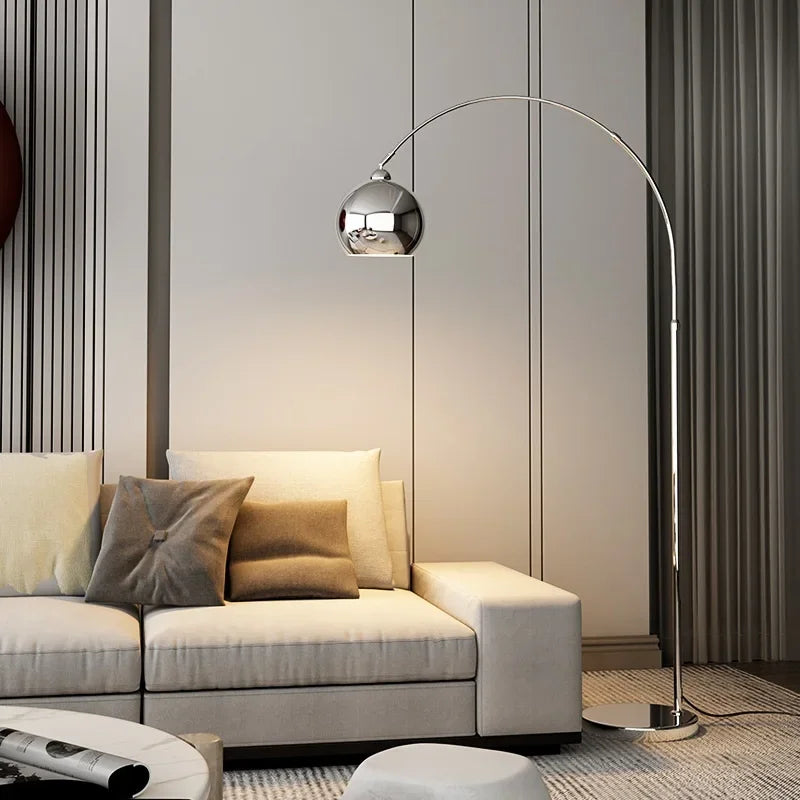 Sculptural Arc Floor Lamp Elaro – Chrome, Living Room
