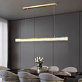 Sculptural Resin Pendant Light Cuaelindra – Hero Shot