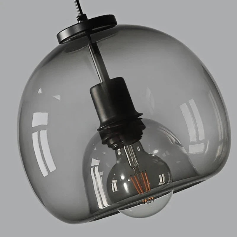 Pwaeloria pendant light — scene 5