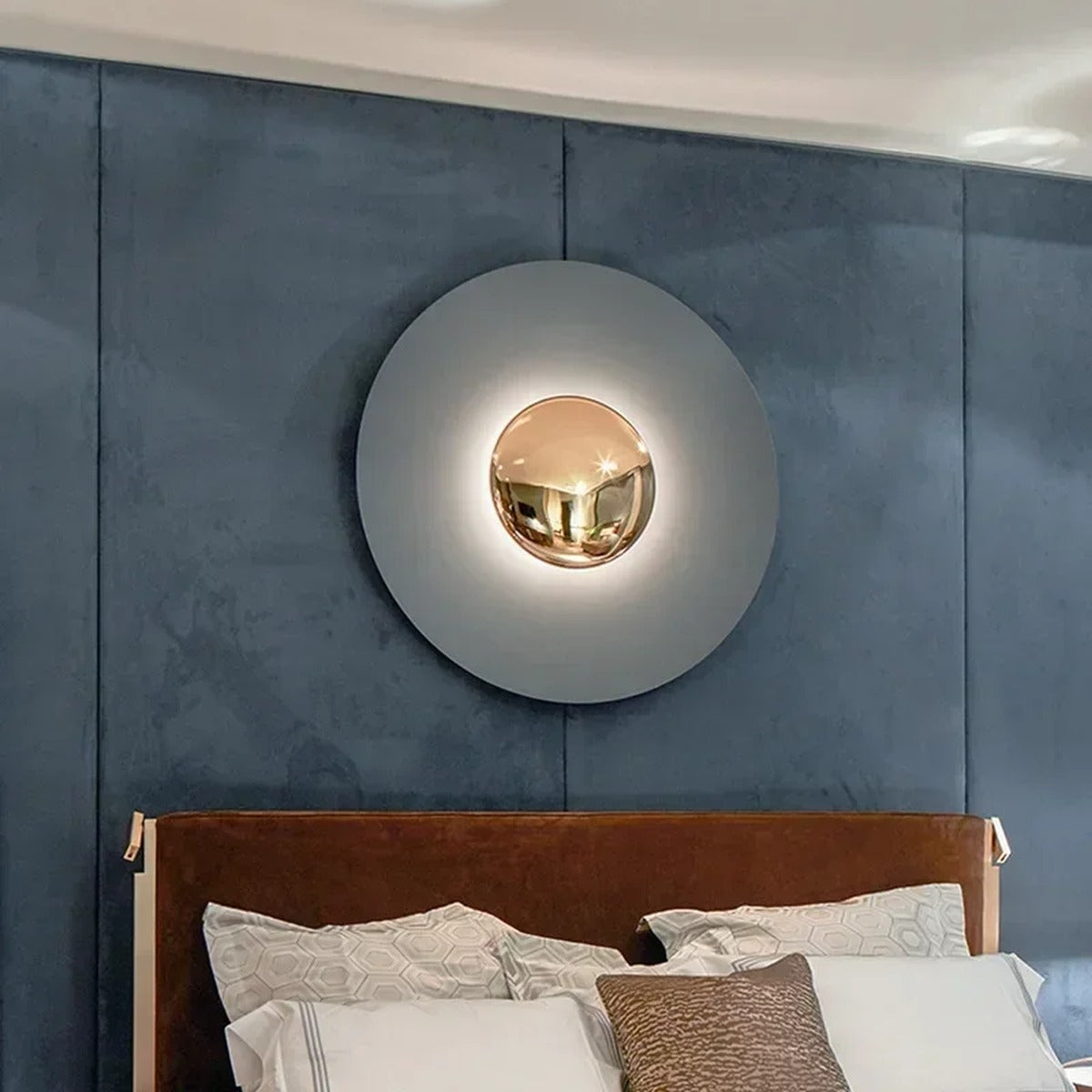 Eclipse Concave Disc Wall Sconce – Dravion – Lifestyle View 3