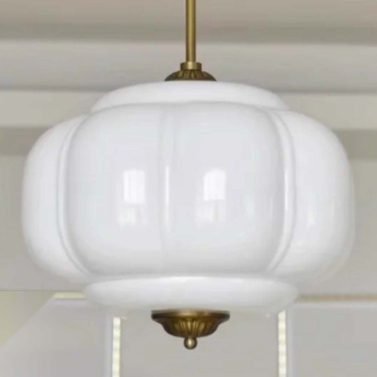 Vintage Blown Glass Lantern Pendant Light – Zarleth – Ivory White Pumpkin, Detail