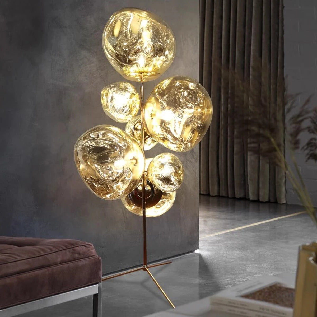 Melt-Effect Globe Cluster Floor Lamp – Caelvion – Lifestyle View 2