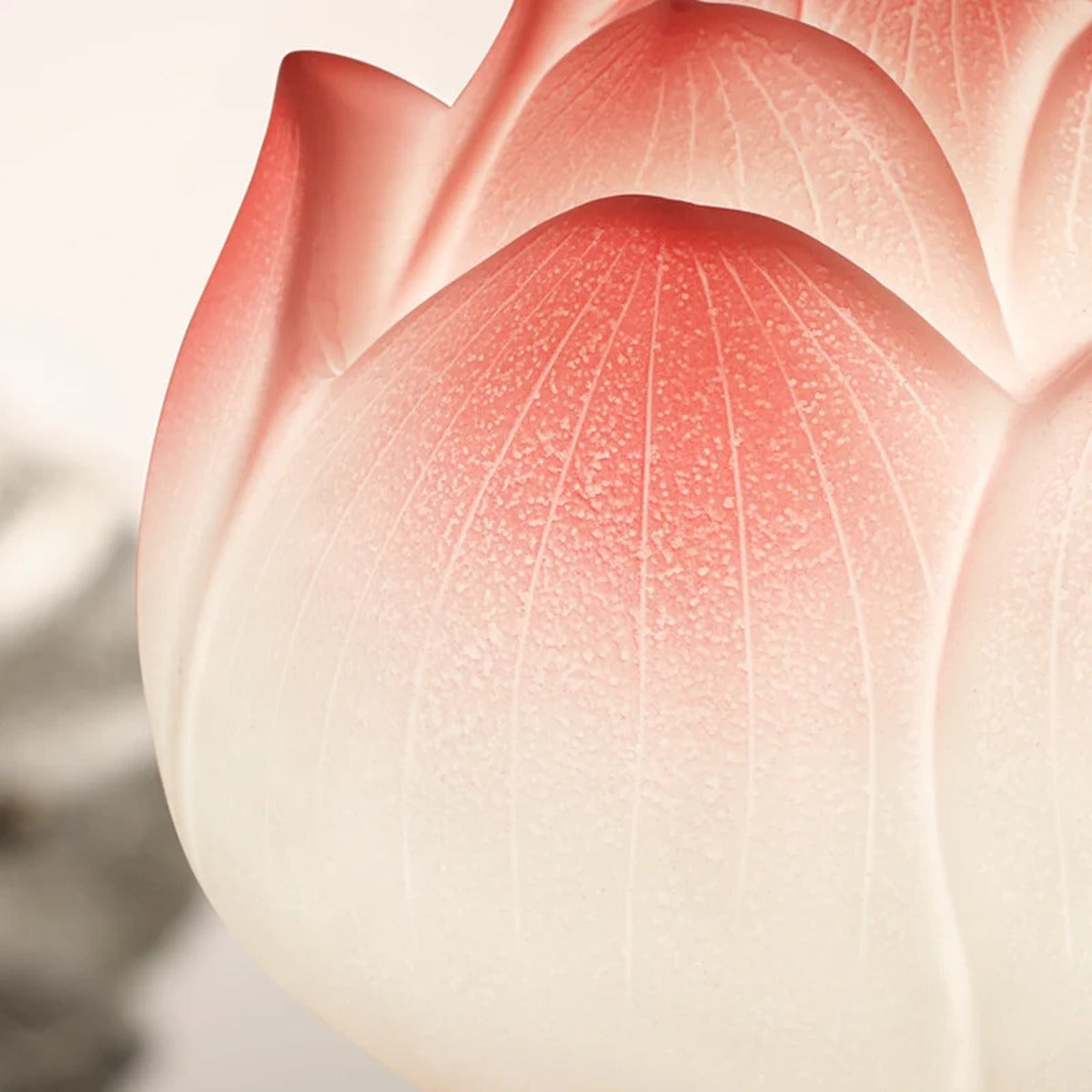 Luxanthe lotus flower resin wall sconce, Large Left dimensions diagram