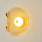 Organic Glass Wall Sconce Borlo – Amber Detail