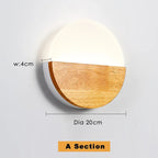 Modern Wall Sconce Solion — Warm Maple