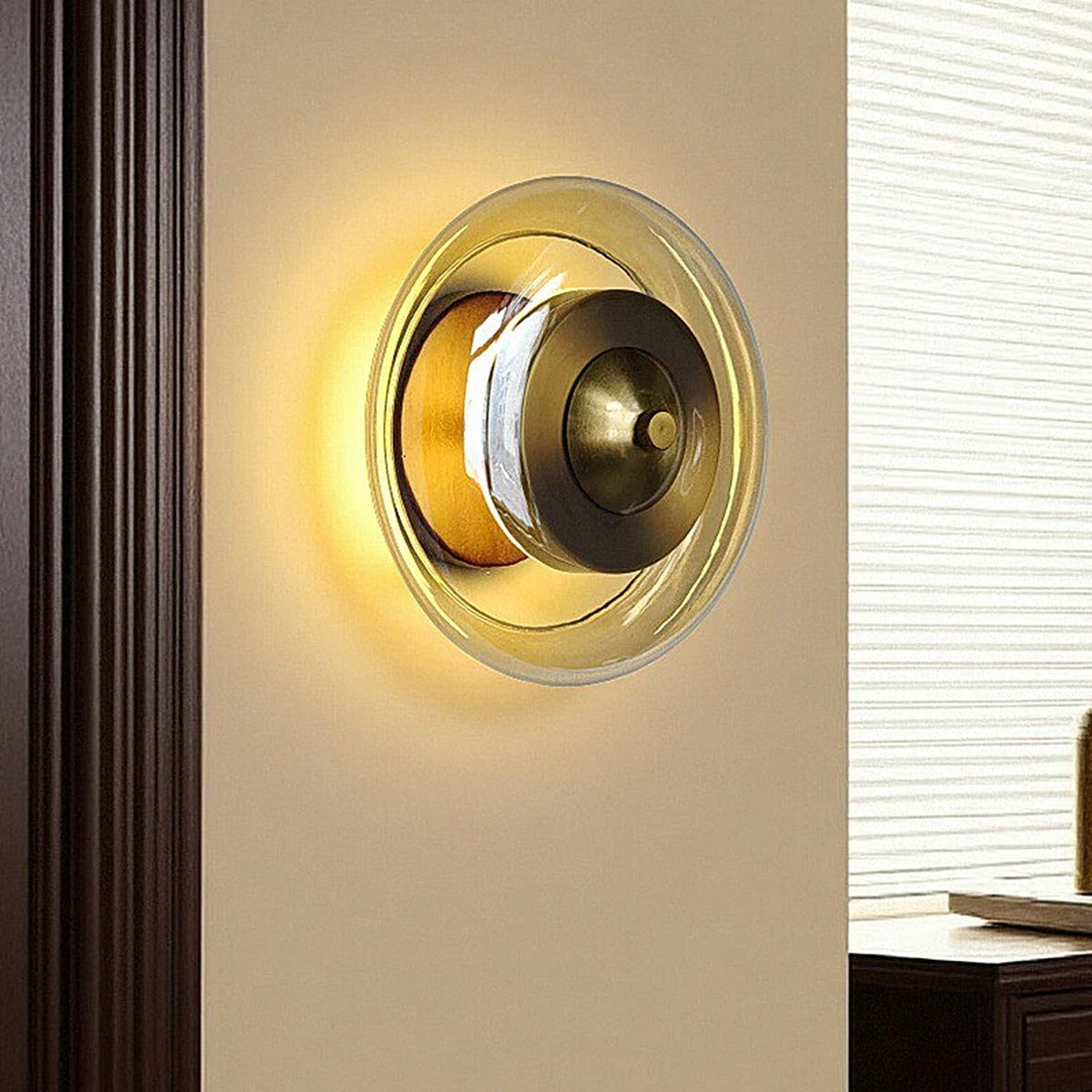 Postmodern Blown Glass Wall Sconce Garleth — lifestyle view