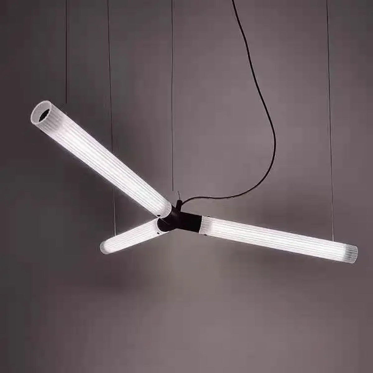 Rarlix — matte black finish, cool white light, close view of tube arms