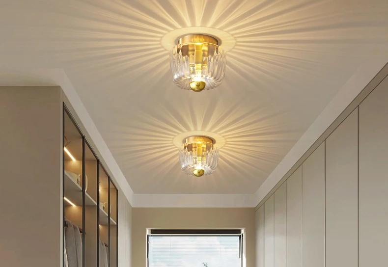 Fluted Glass Sunburst Wall Sconce Calnox – Gold Finish Detail