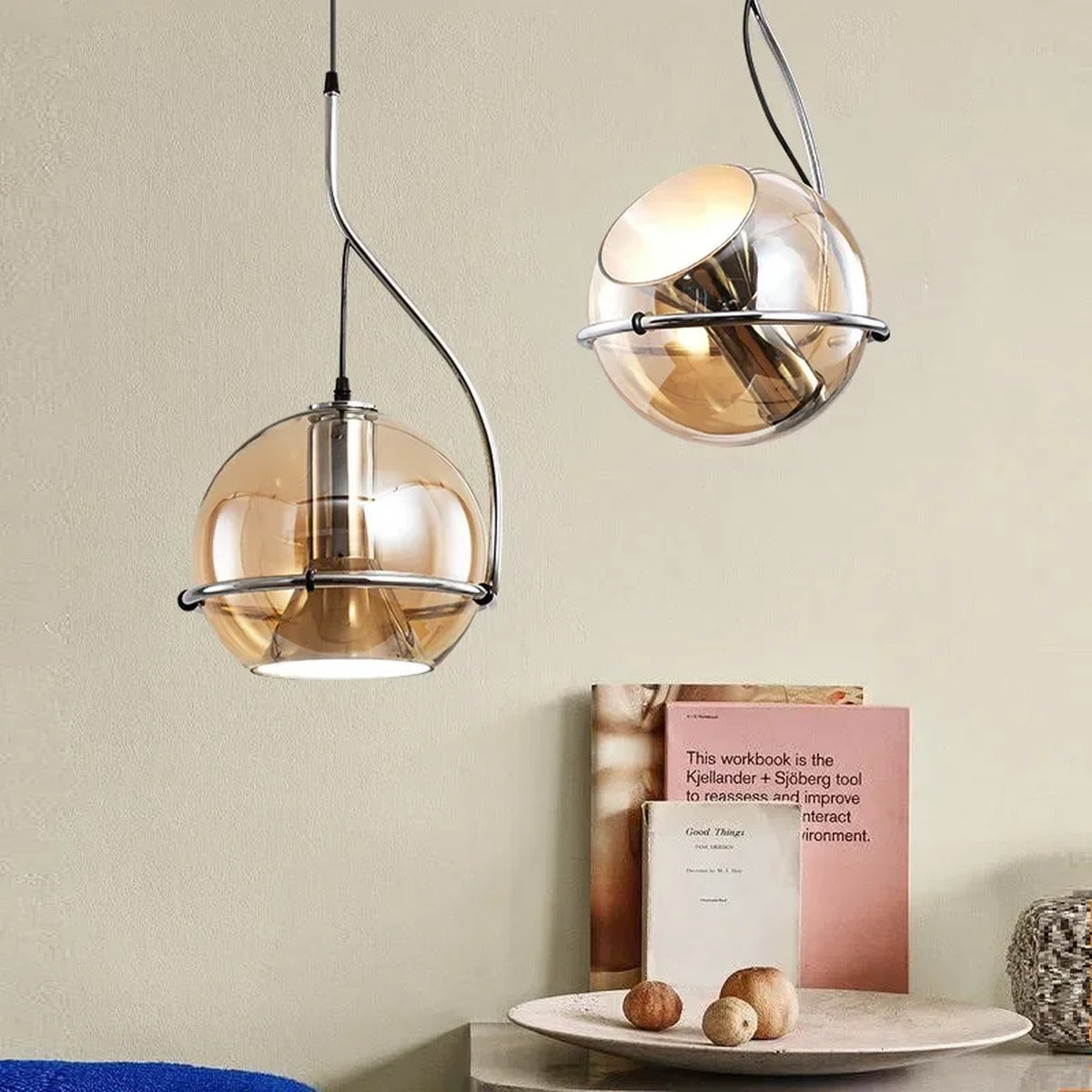 Sculptural Amber Glass Pendant Light Solanthea – Hero Shot
