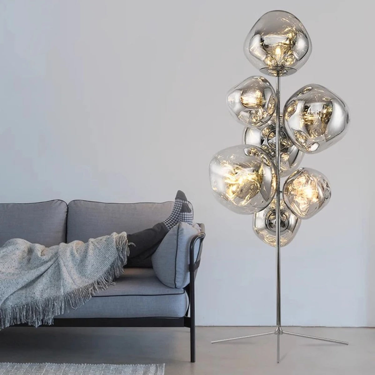 Melt-Effect Globe Cluster Floor Lamp – Caelvion – Product Detail 5