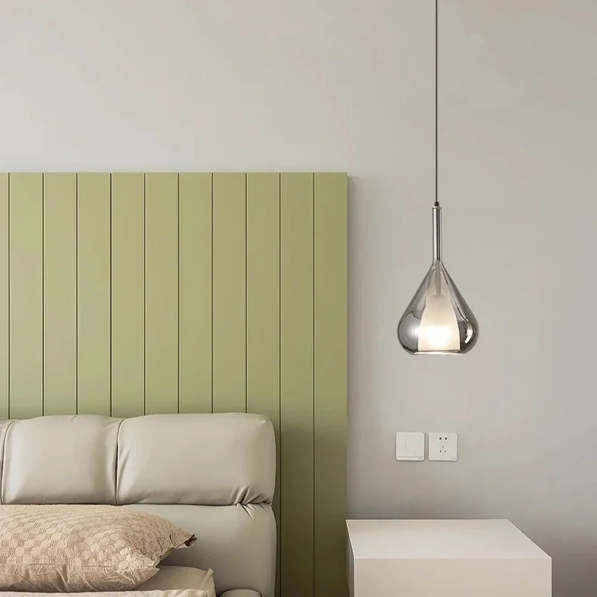 Sculptural Suspended Pendant Light Celestorn – Lifestyle View 3
