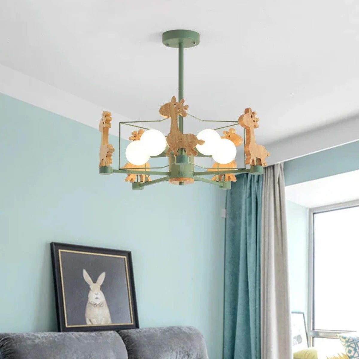 Children's Wood Giraffe Chandelier Lunvix — Green, living room