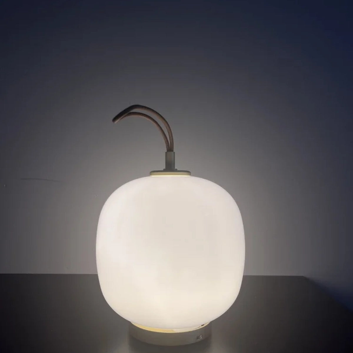 Portable Glass Globe Cordless Table Lamp – Harlixon – Product Detail 5