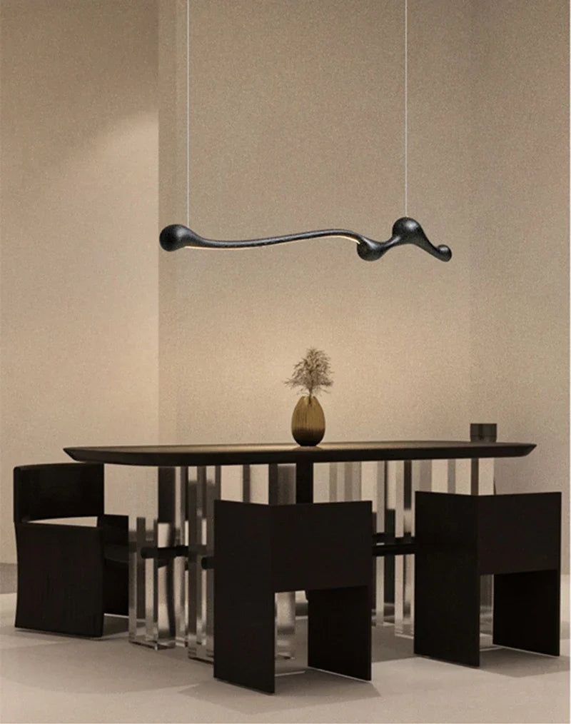 Organic Driftwood-Form Pendant Light Havendrix – Black Wood Lifestyle